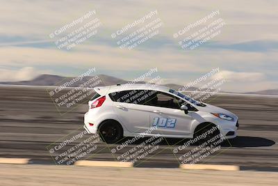 media/Jan-04-2026-SCCA SD (Sun) [[defc442887]]/4-Novice Group/Session 2 Bowl Speed Pans/